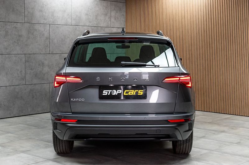 Škoda Karoq 1.5 TSI TAŽNÉ*KAMERA*DPH*ČR 1M - fotka 5 z 39