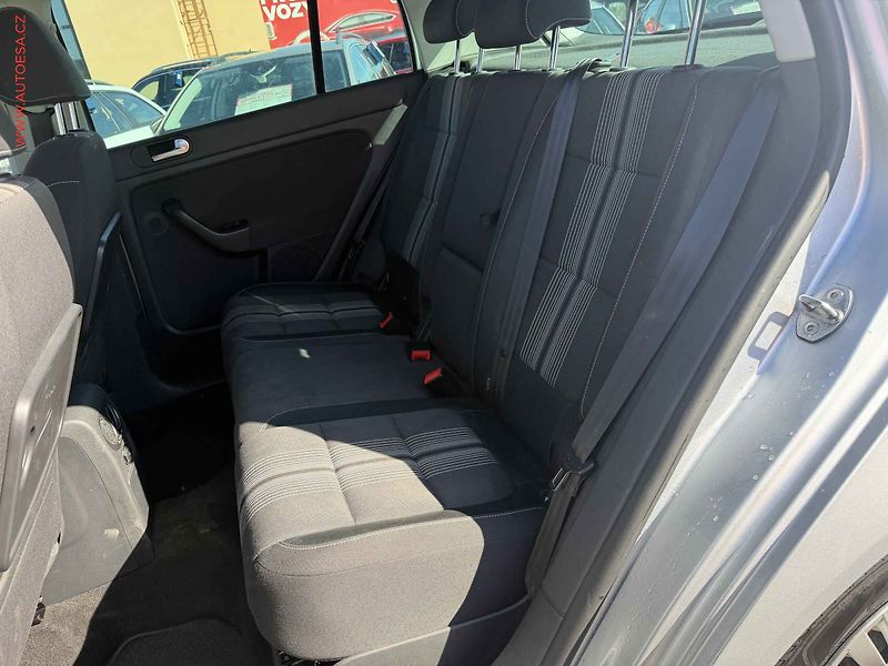 Volkswagen Golf Plus (2012) 1.4TSi, AC, výhřev sed - fotka 10 z 18