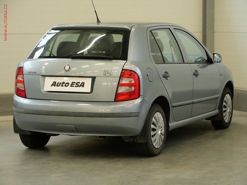 Škoda Fabia (2002) 1.9SDi, ČR, AC, výhřev sed - fotka 4 z 16