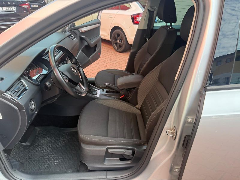 Škoda Octavia (2020) Tour  1.6 TDI - fotka 8 z 13