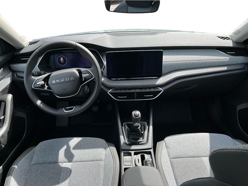 Škoda Octavia 2.0TDI TOP SELECTION - fotka 5 z 25