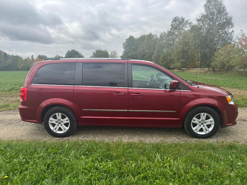 Dodge Grand Caravan (2016) 3.6 V6 SERVISNÍ KNIHA - fotka 4 z 40