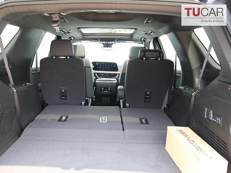 Chevrolet Tahoe (2026) High Country 6.2 V8 - fotka 37 z 45