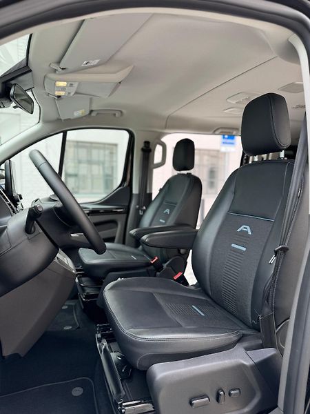 Ford Tourneo Custom (2023) V záruce - fotka 9 z 14