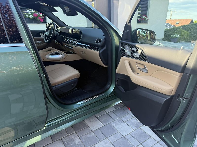 Mercedes-Benz GLE (2025) 450d 4MATIC Edition 140 Years - fotka 11 z 20