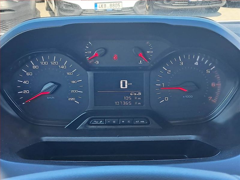 Peugeot Partner (2022) 1.5 BlueHDi, ČR, 1Maj, DPH - fotka 8 z 14