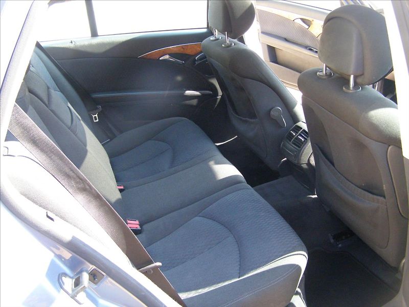 Mercedes-Benz Třídy E 2,2   SLEVA - fotka 22 z 26