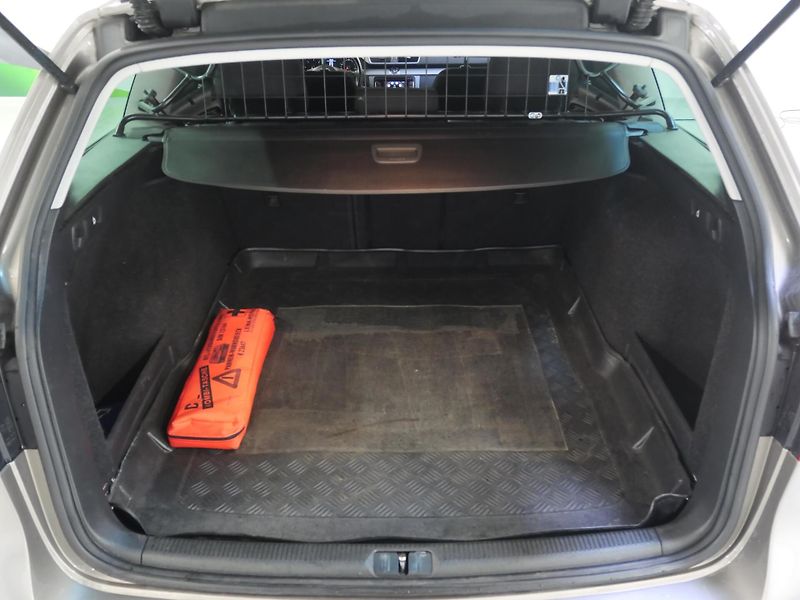 Volkswagen Passat - fotka 25 z 25
