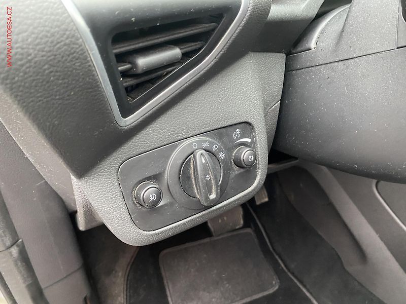 Ford Kuga (2013) 2.0 TDCi 4x4, ČR, Titanium - fotka 15 z 16