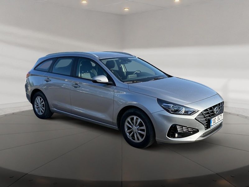 Hyundai i30 (2024) COMFORT 1.5T MHEV 118kW CZ DPH - fotka 3 z 11