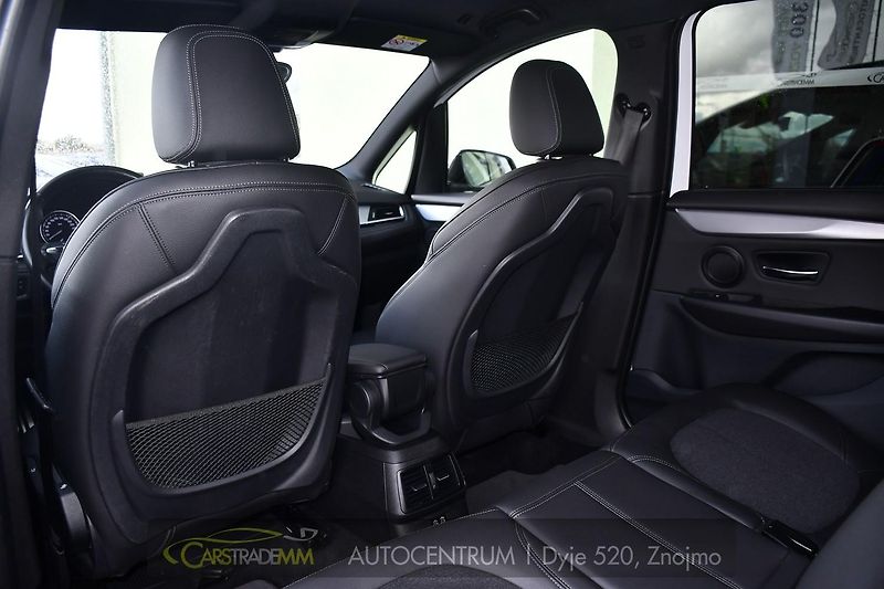 BMW Řada 2 216d GT TAŽNÉ ČR 7MÍST 1M - fotka 12 z 54