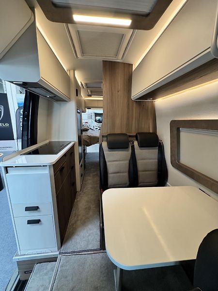 Kabe Travel Master VAN (2025) Abisko Van 690 LB 4x4  - fotka 30 z 40