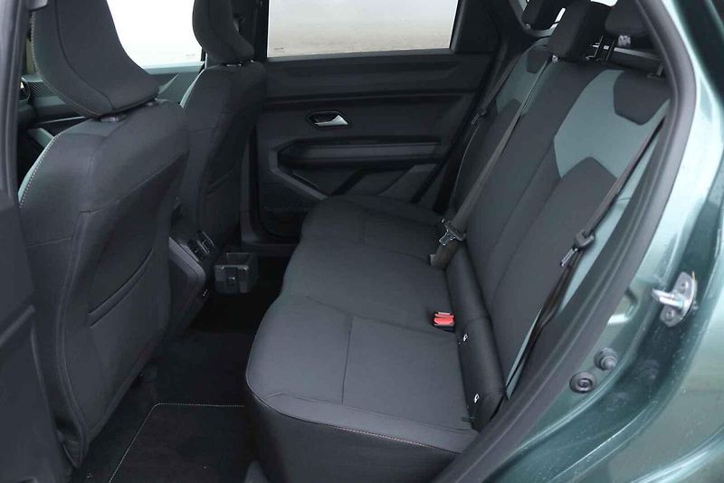 Dacia Bigster je posledním přírůstkem do modelové řady značky a zároveň její vlajkovou lodí.