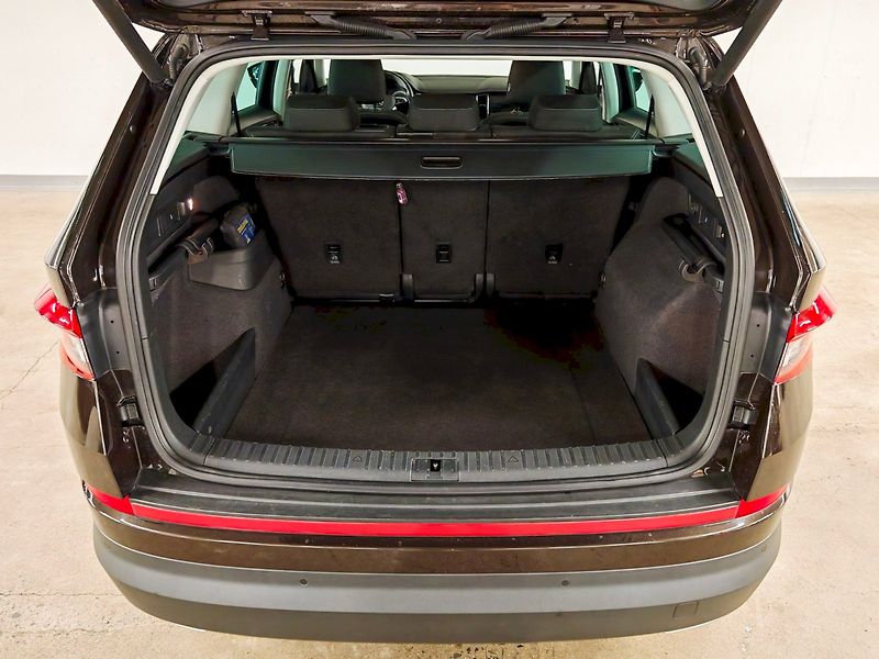 Škoda Kodiaq (2019) 2.0 TSI 140 kW DSG 4x4 Style - fotka 30 z 33