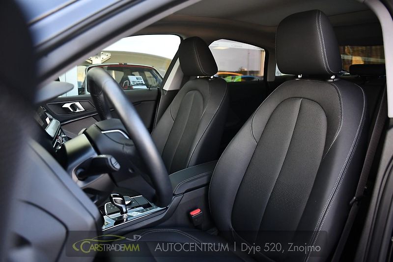 BMW Řada 2 218i ČR 1.MAJ PANO - fotka 11 z 54