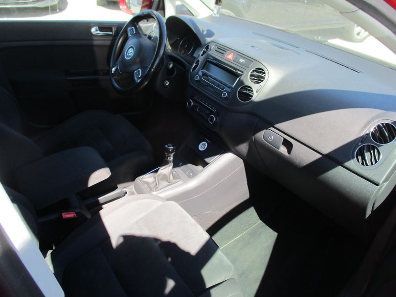 Volkswagen Golf Plus (2009) 1,6 TDi - fotka 6 z 12