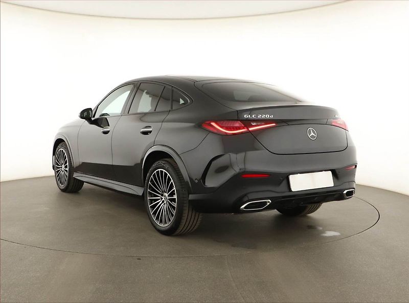 Mercedes-Benz GLC (2025) 220 d 4MATIC, AMG, 4MATIC, DPH - fotka 4 z 21