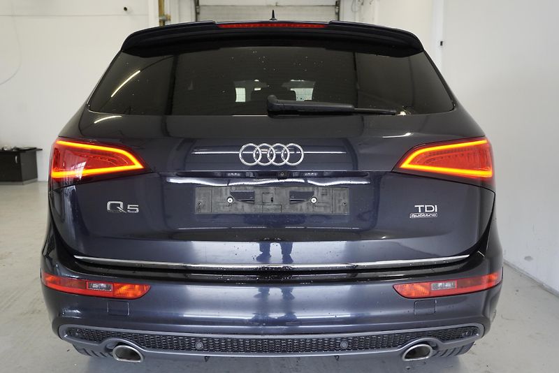 Audi Q5 3.0 TDI 190kW QUATTRO S-LINE - fotka 8 z 37