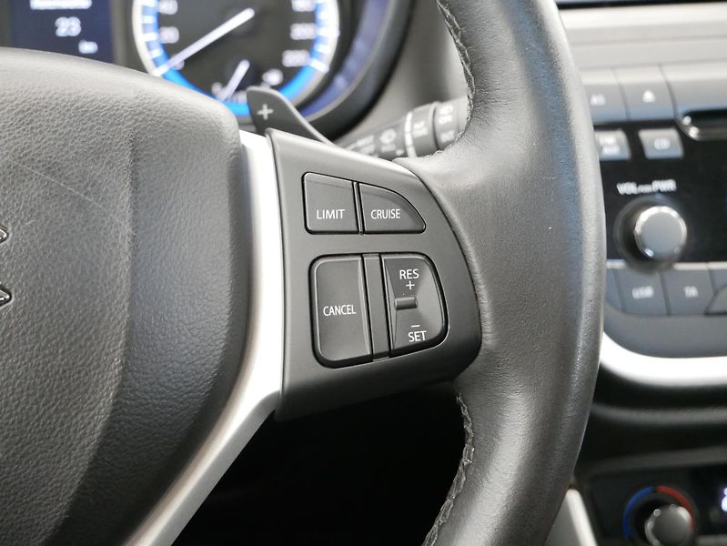 Suzuki SX4 - fotka 16 z 24