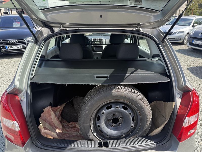 Škoda Fabia 1.2 HTP DIGIKLIMA TEMPOMAT - fotka 12 z 13
