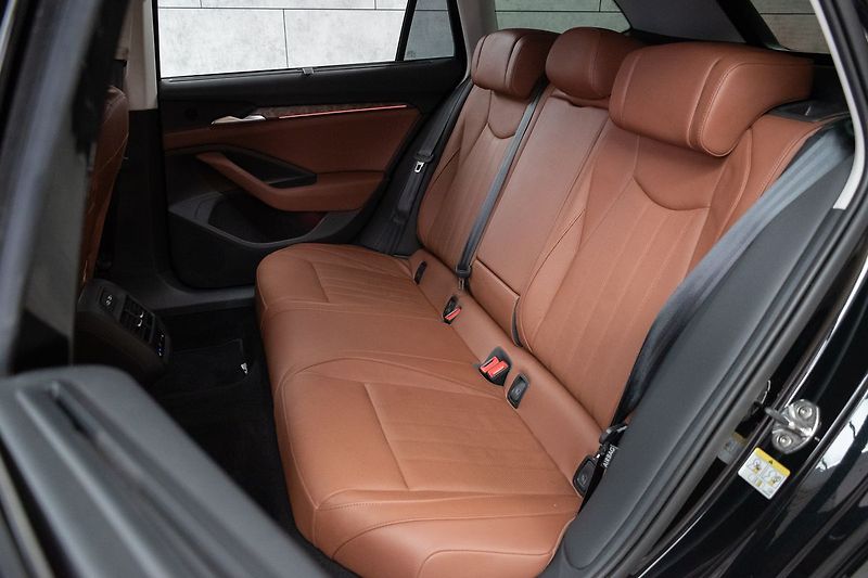 Škoda Superb 2.0TDI L&K*TAŽNÉ*ZÁRUKA*DPH*ČR - fotka 12 z 51
