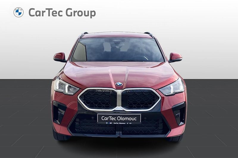 BMW X2 sDrive20i - fotka 6 z 7