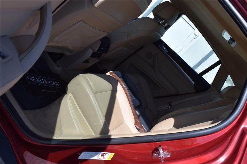 BMW X6 3,0 d 210KW AUTOMAT PO SERVISE - fotka 18 z 50