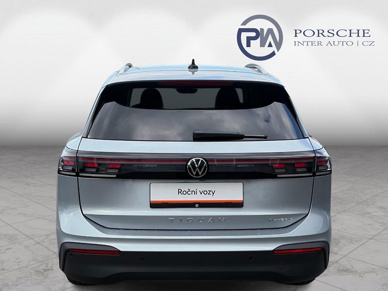 Volkswagen Tiguan 1.5TSi People 150kW eHybrid - fotka 8 z 20