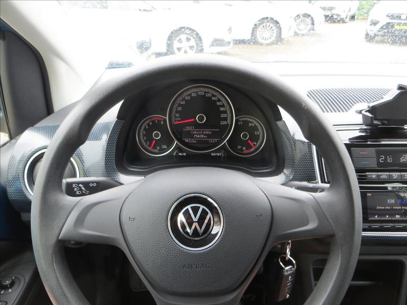 Volkswagen up! 1,0 MPi 5dv Digiklima Výhřev - fotka 14 z 16
