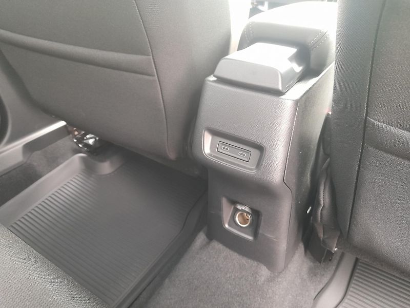 Citroën C3 Aircross (2026) MAX Hybrid 145k Automatic - fotka 31 z 64