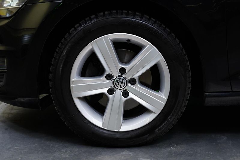 Volkswagen Golf - fotka 10 z 25