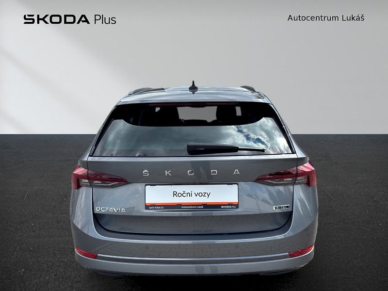 Škoda Octavia (2024) COM M-HEV AMB TS 110/1.5 A7F - fotka 11 z 29