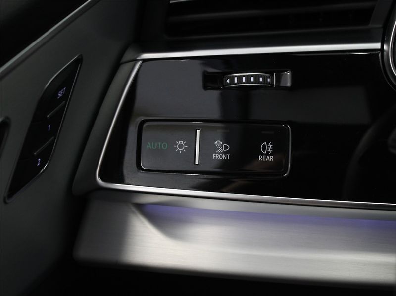 Audi Q7 3,0 50TDi S-Line 44tkm. ČR - fotka 20 z 31