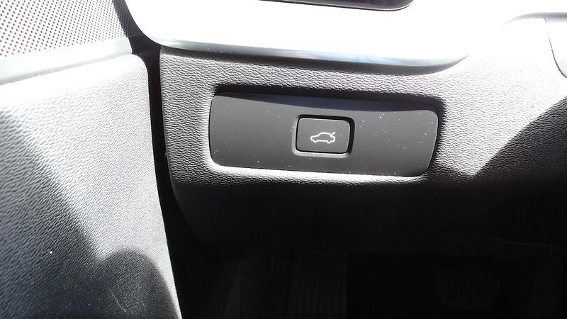 Volvo XC60  B4 Awd Taž.zař.Navi + - fotka 37 z 70