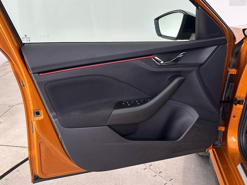 Škoda Kamiq DSG Monte Carlo - fotka 13 z 30