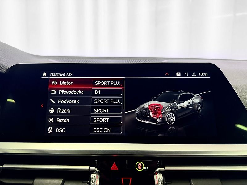 BMW M4 xDrive COMPETITION, H/K, ADAPT - fotka 16 z 28