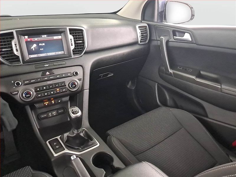 Kia Sportage (2017) 1.6 GDI, Navi, Tempomat - fotka 8 z 22