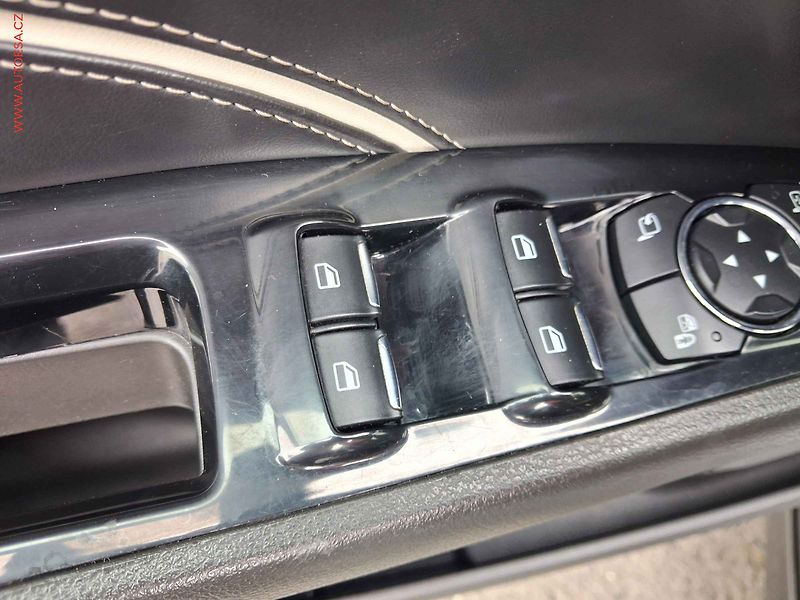 Ford Mondeo (2016) 2.0TDCi, ČR, AT - fotka 15 z 19