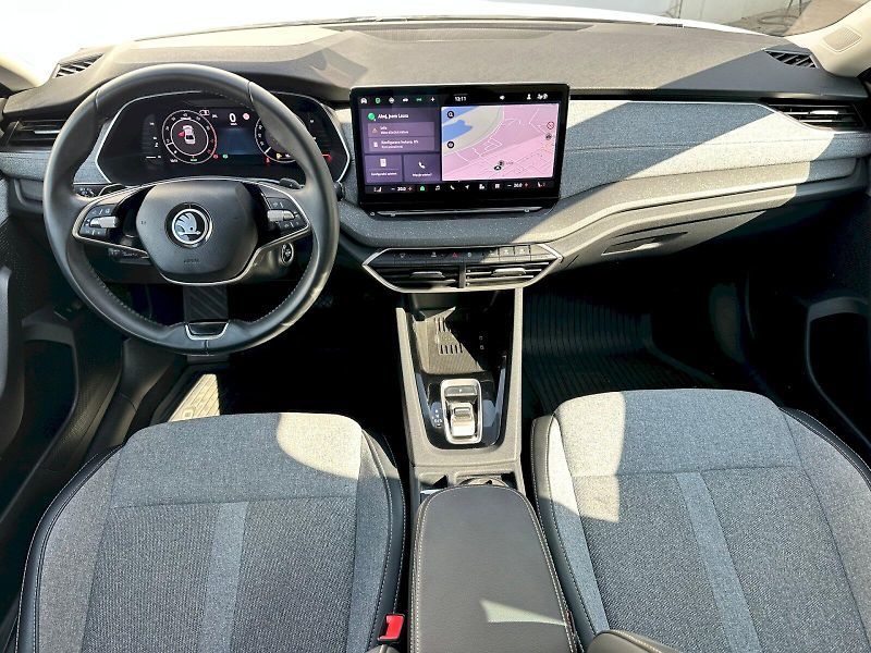 Škoda Octavia (2024) 1.5 TSI 110kW MHEV Top Selecti - fotka 5 z 24