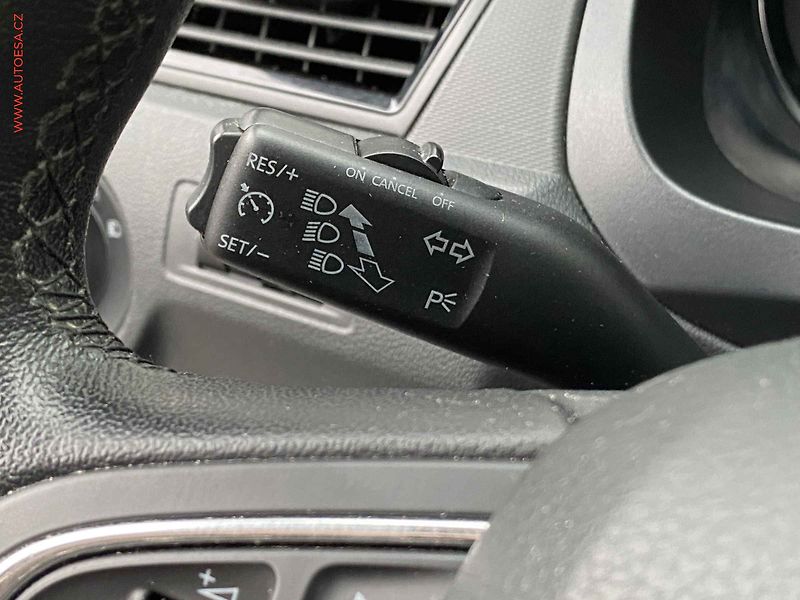 Škoda Rapid (2013) 1.2 TSi, Ambition, TZ - fotka 13 z 17