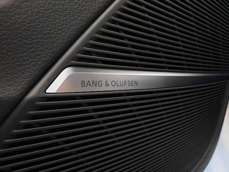 Audi Q7 (2026) 50 TDI quattro (210kW/286k) Ti - fotka 23 z 29