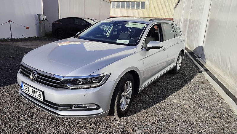 Volkswagen Passat (2019) Webasto-el.tažné-Matrix-Adapt. - fotografie inzerátu