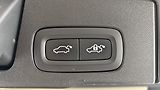 Volvo XC60 2.0 B4 AUT AWD Plus Dark - náhled 20