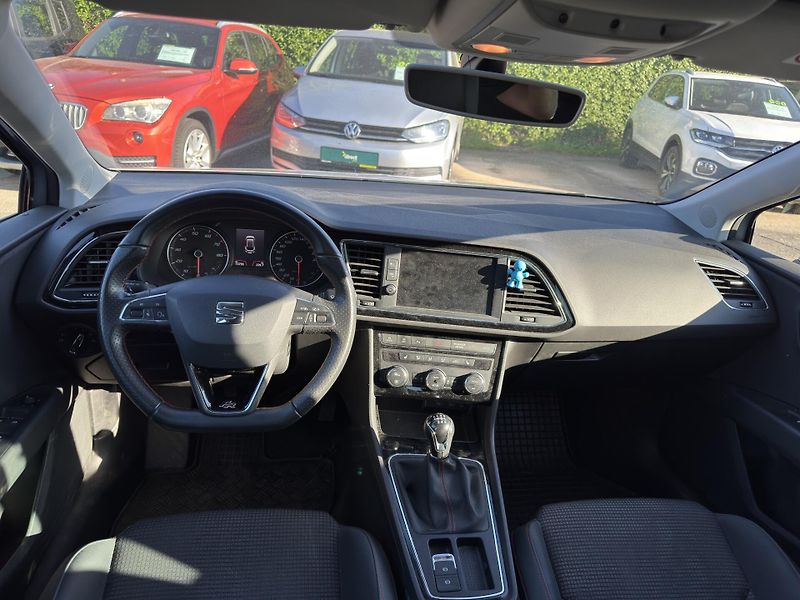 Seat Leon - fotka 6 z 7