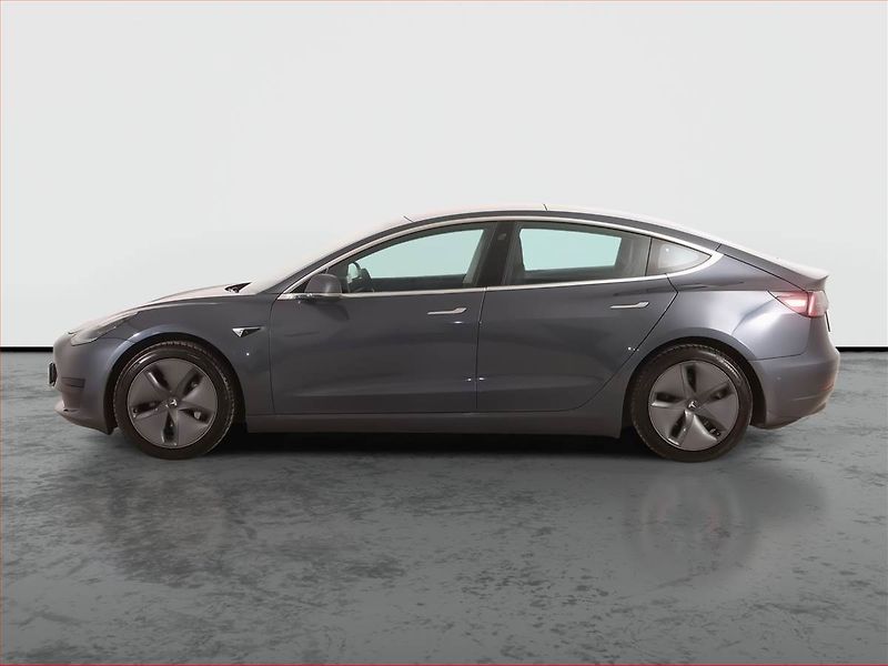 Tesla Model 3 (2020) Std Range Plus 52kWh, SoH 82% - fotka 3 z 21