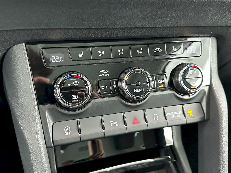 Škoda Karoq (2023) 2.0TDI 110kW Style - fotka 22 z 31