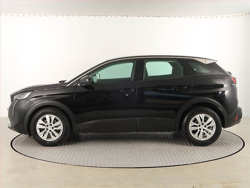 Peugeot 3008 (2022) 1.2 PureTech - fotka 3 z 18