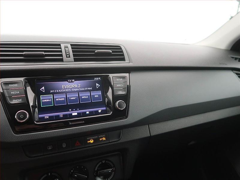 Škoda Fabia (2022) 1.0 TSI, Serv.kniha - fotka 12 z 15