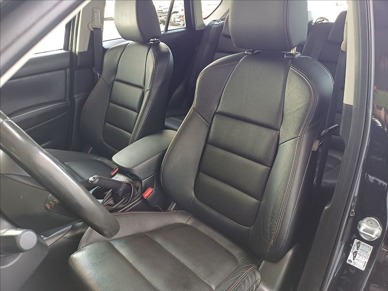 Mazda CX-5 2,2 AWD,129kW,AT,plná výbava,2 - fotka 11 z 33