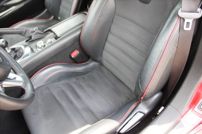 Mazda MX-5 2,0 i  RF,NOVÉ V ČR,1.MAJITEL - fotka 24 z 33